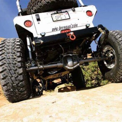 04094wd_02z2002_jeep_wranglerrear_side_view_wheels_and_suspension