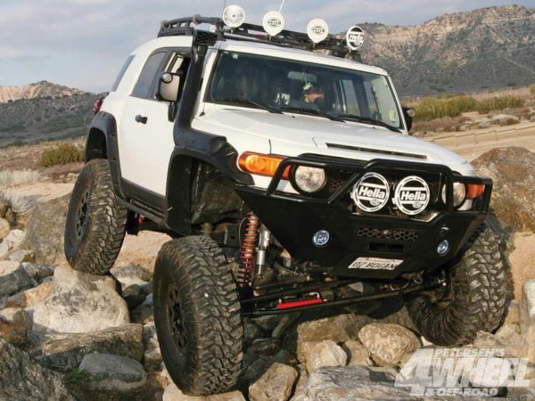 Old Man Emu Complete Toyota FJ Cruiser Suspension Lift Kit (2007-2009)